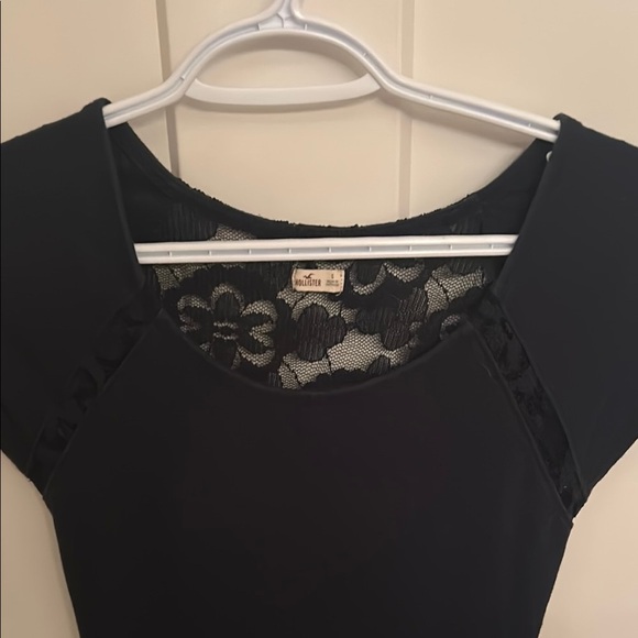 Hollister Navy Lace-Back Stretchy Dress, size S - Picture 2 of 7